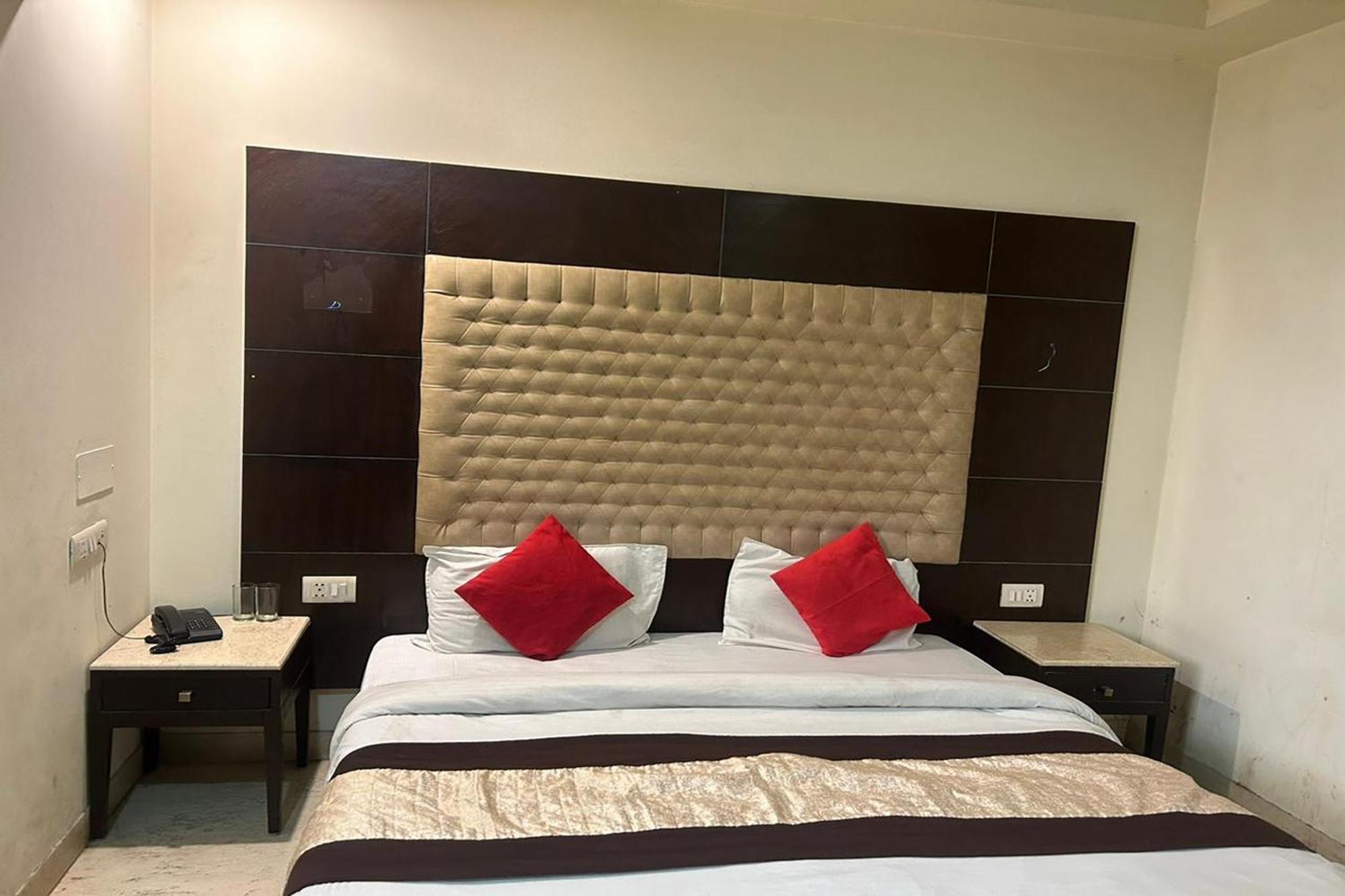 The Metropolis Guest House Near Rk Ashram Metro Station New Delhi Ngoại thất bức ảnh