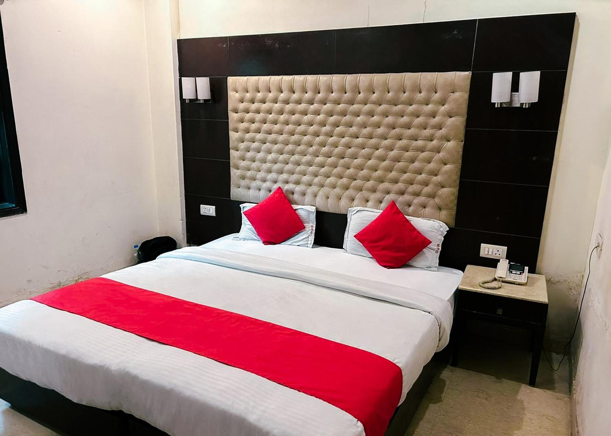 The Metropolis Guest House Near Rk Ashram Metro Station New Delhi Ngoại thất bức ảnh