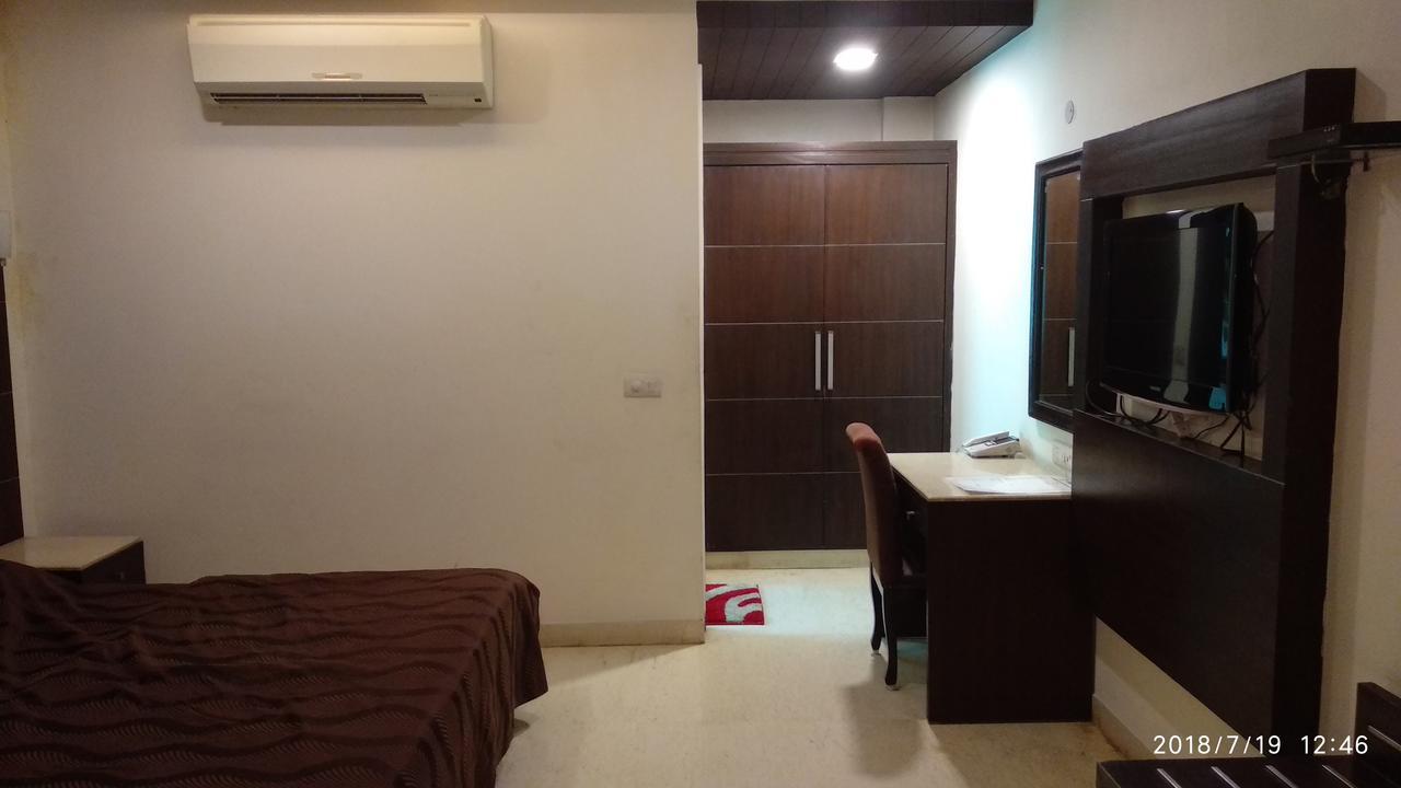 The Metropolis Guest House Near Rk Ashram Metro Station New Delhi Ngoại thất bức ảnh